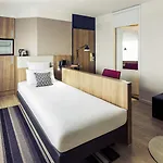 Mercure Centre Hotel 4*
