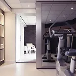 Mercure Centre Hotel 4*