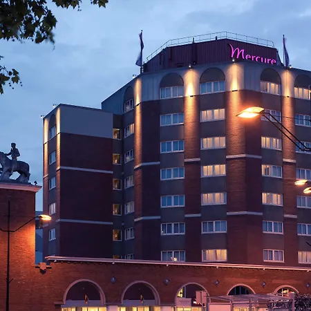 Mercure Centre Hotel 4*