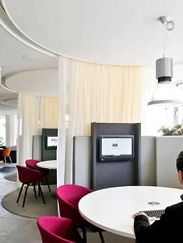 Mercure Centre 4*