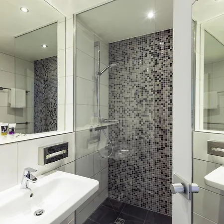 Mercure Centre Hotel