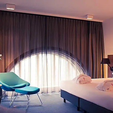 Mercure Centre Hotel 4*