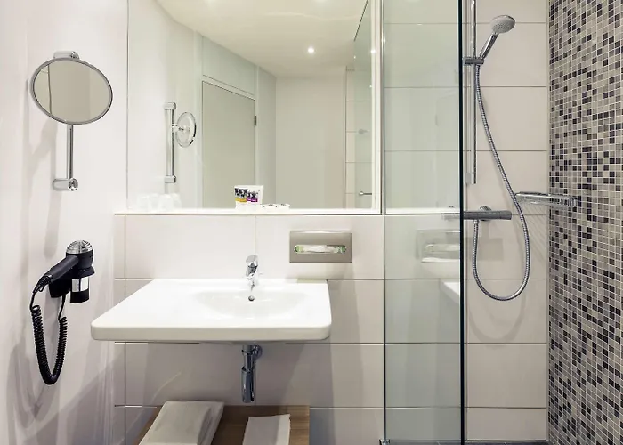 Mercure Centre Hotel