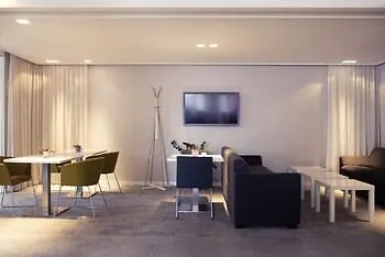 Mercure Centre Hotel